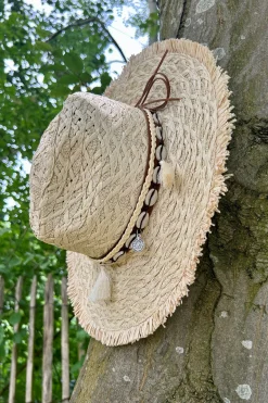 Straw Hat Loulou met Schelpen Licht Zand.