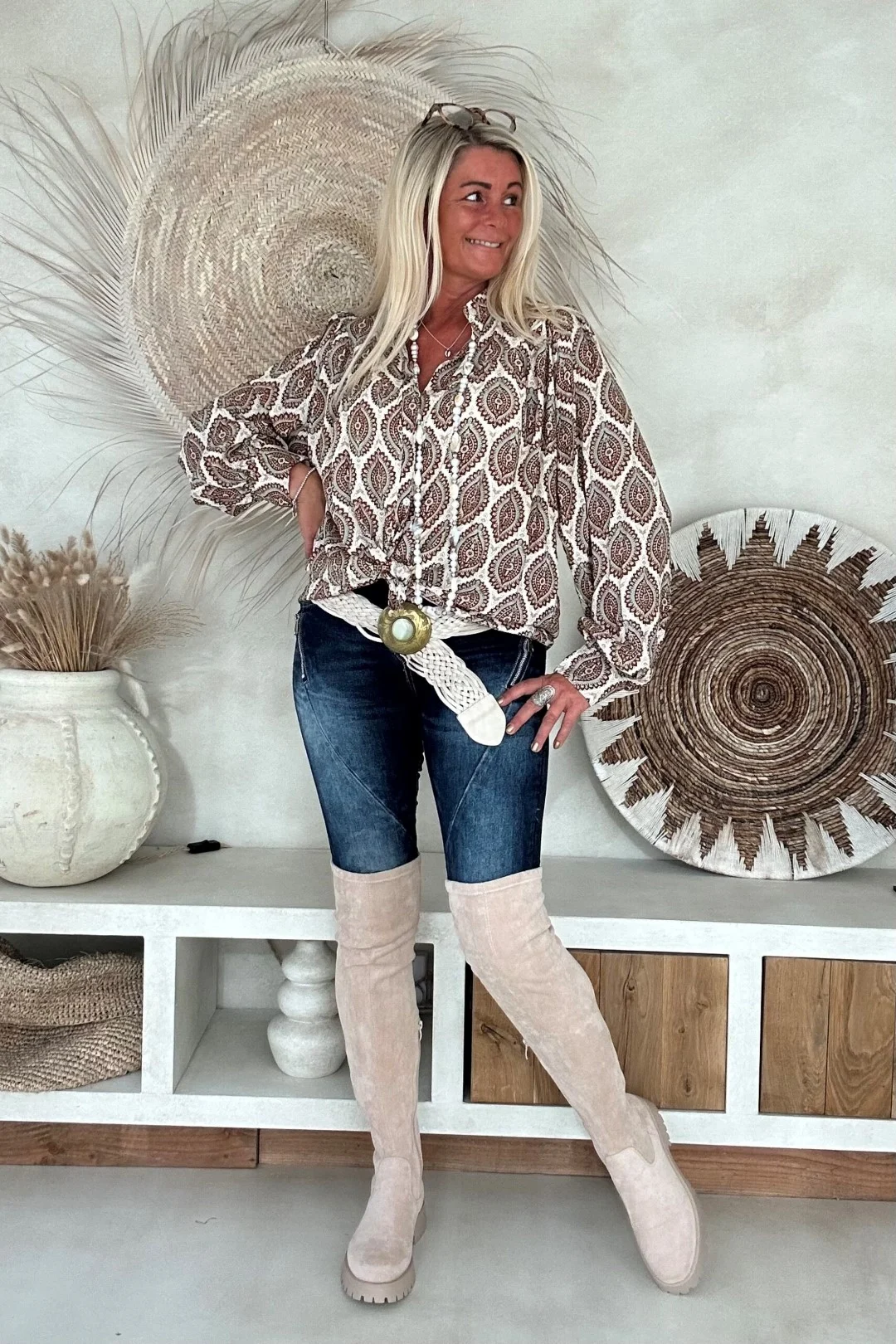 Suedine Overknee Boots Bobbie, licht Zand. - Afbeelding 8