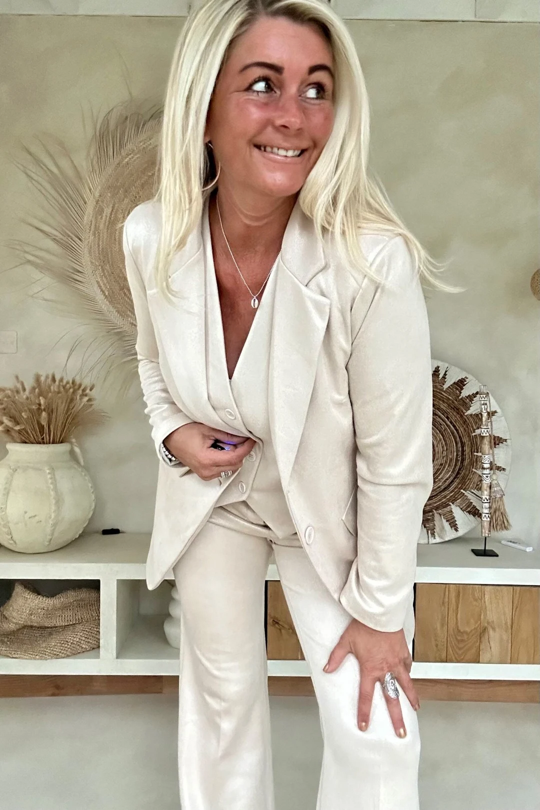 Suedine Colbert Stacey met Glans, Beige. (Levertijd 2-7 werkdagen) - Afbeelding 9