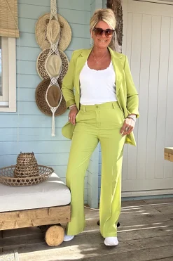 Boho Basic Flared Pantalon Patty, Appel groen. (LEVERTIJD 2-7 WERKDAGEN)