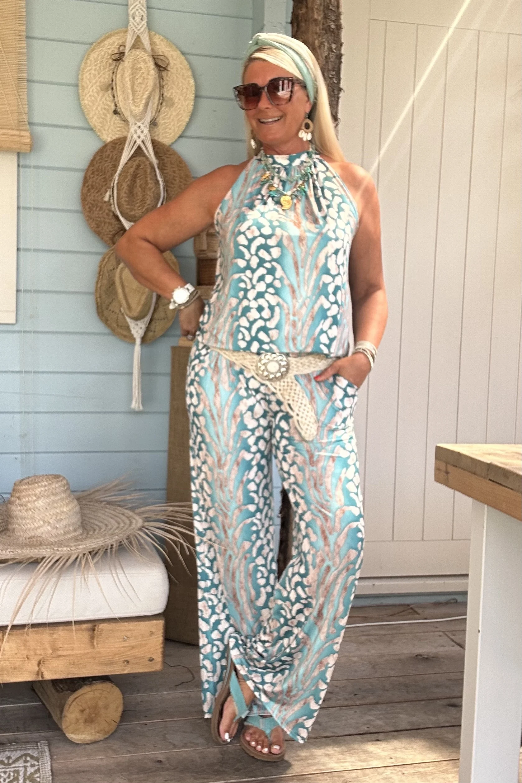 Twee-delige Set Isabel, Haltertop en Broek, Aqua. - Afbeelding 6