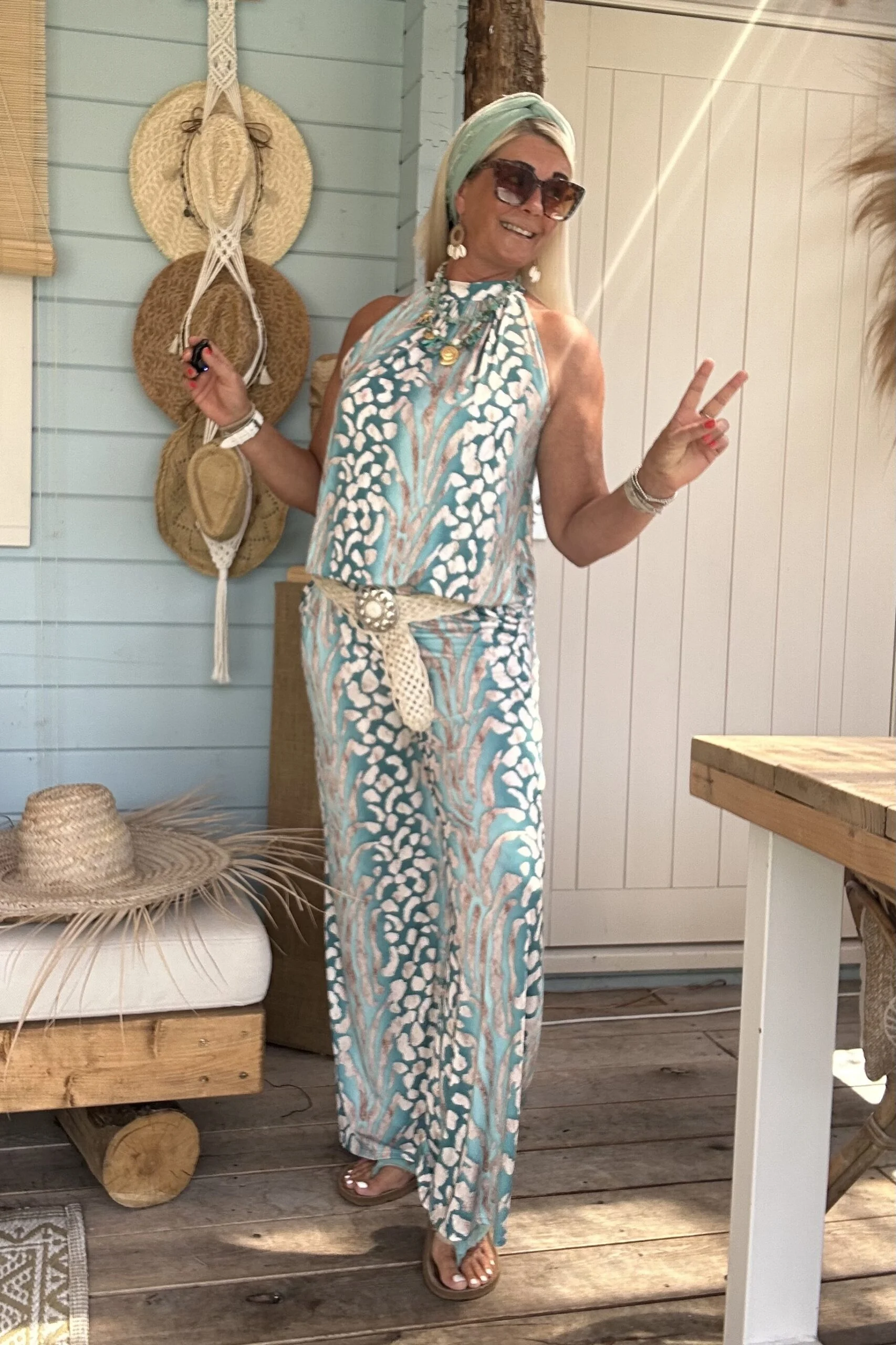 Twee-delige Set Isabel, Haltertop en Broek, Aqua. - Afbeelding 12