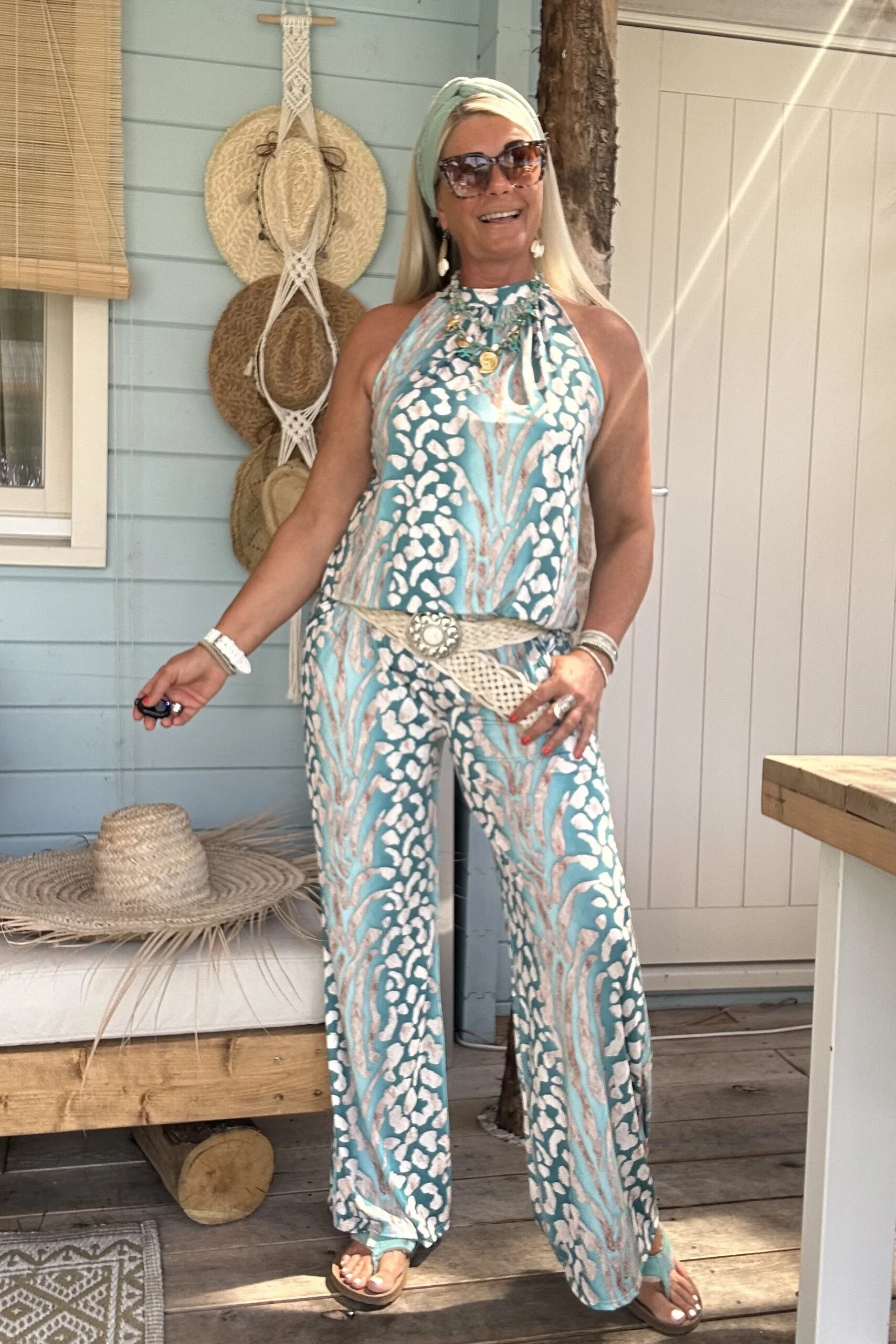 Twee-delige Set Isabel, Haltertop en Broek, Aqua. - Afbeelding 11