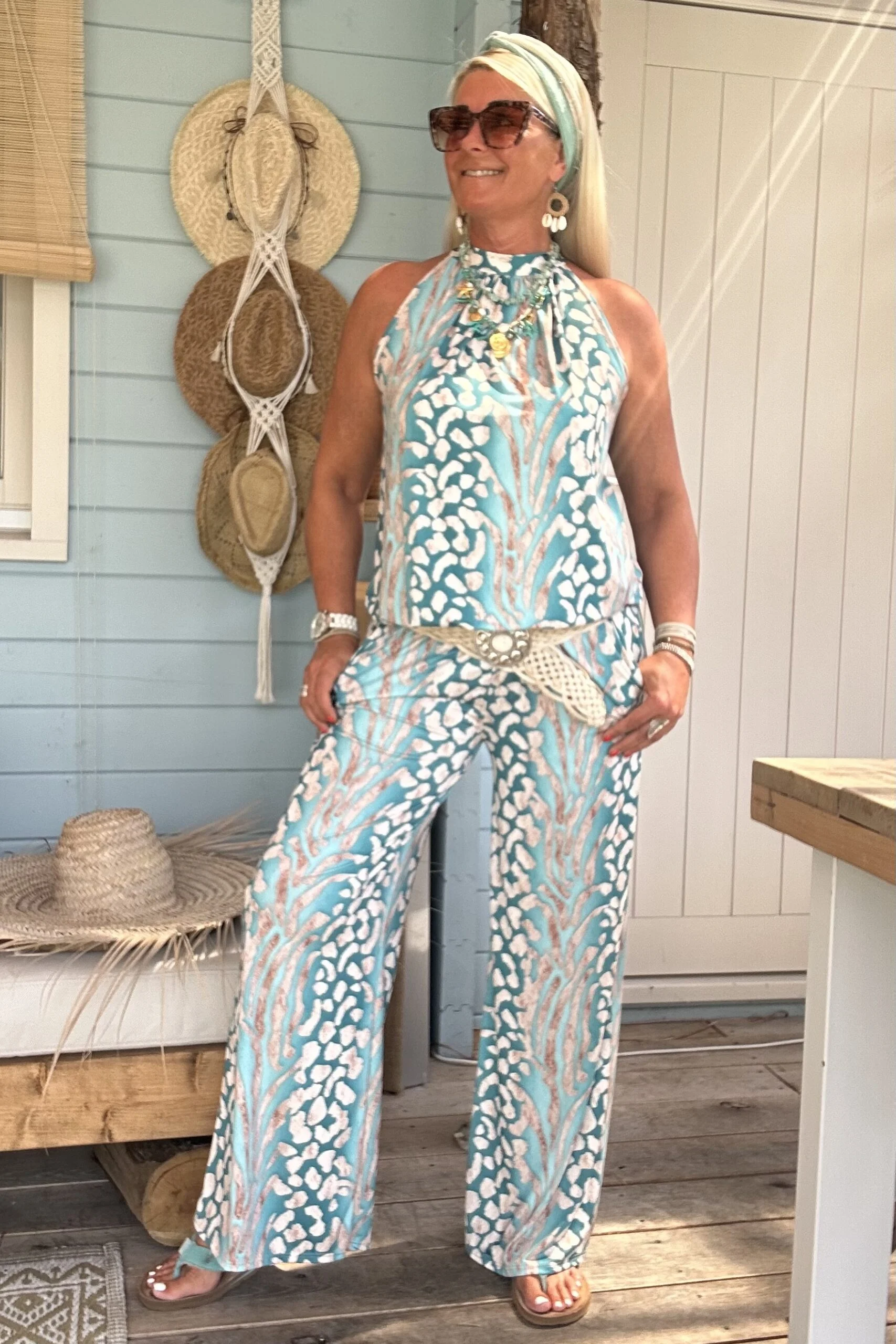 Twee-delige Set Isabel, Haltertop en Broek, Aqua.