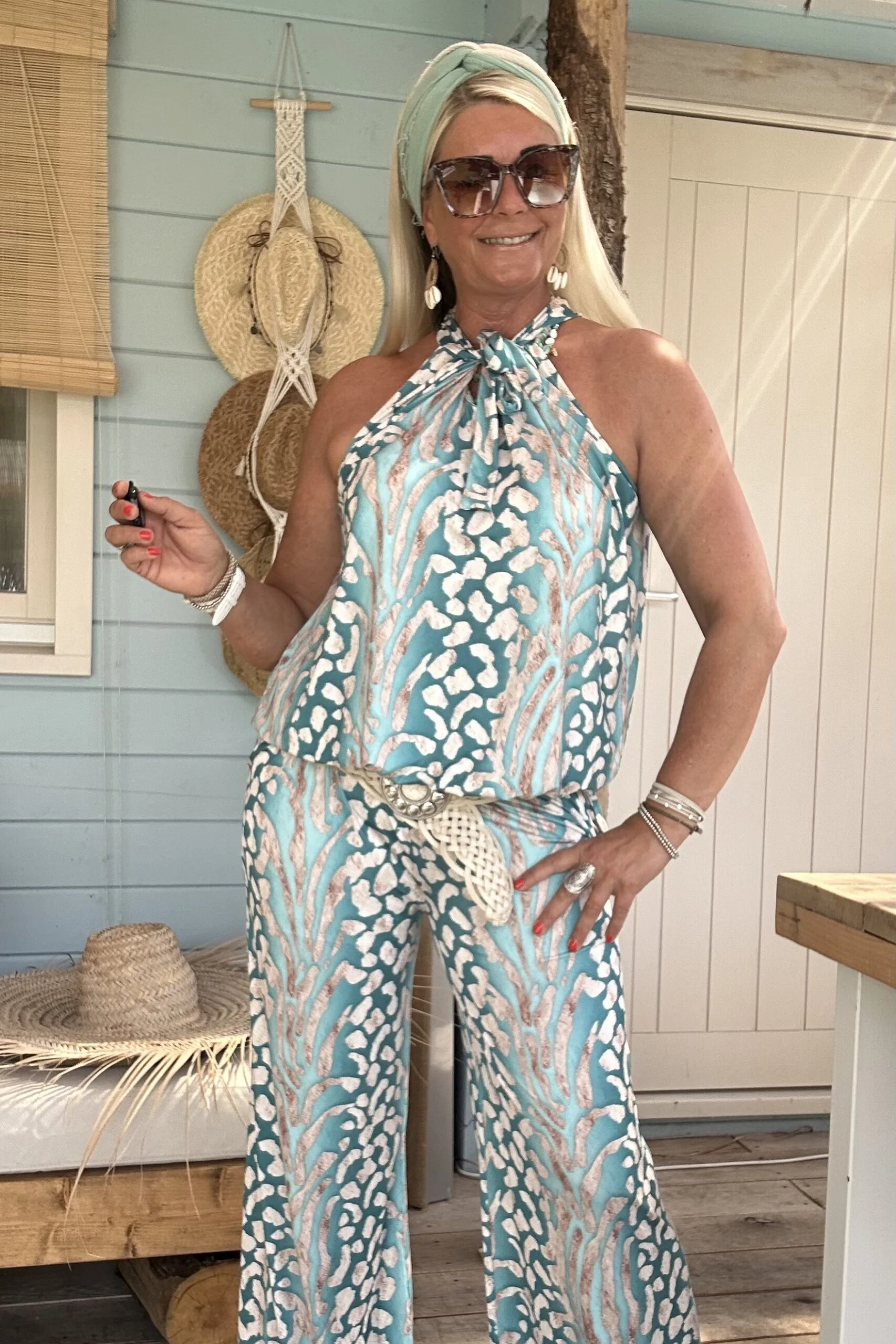 Twee-delige Set Isabel, Haltertop en Broek, Aqua. - Afbeelding 16