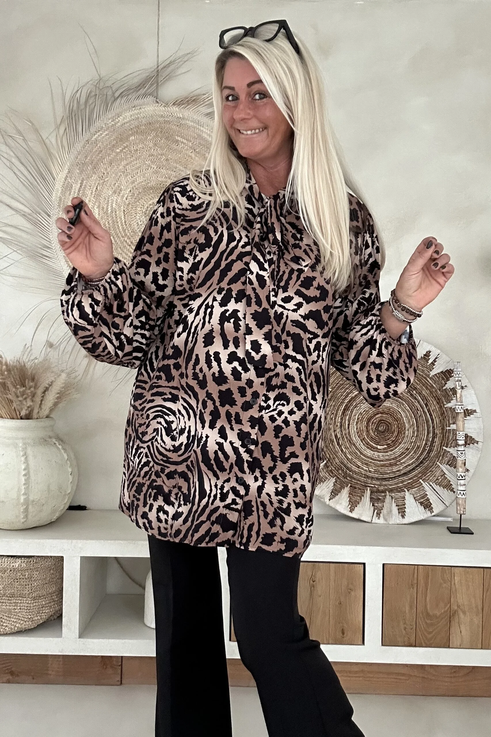 Blouse Leopard met Strik Gaby, Bruin/Zwart. - Afbeelding 19