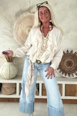 Ruffle Blouse Rilana, Zand.(PRE-ORDER, LEVERING ROND 17-02)