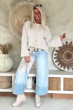 Streep Shirt Sibil met wijde Mouwen, Zand/Creme. (PRE-ORDER, LEVERING ROND 10-02)