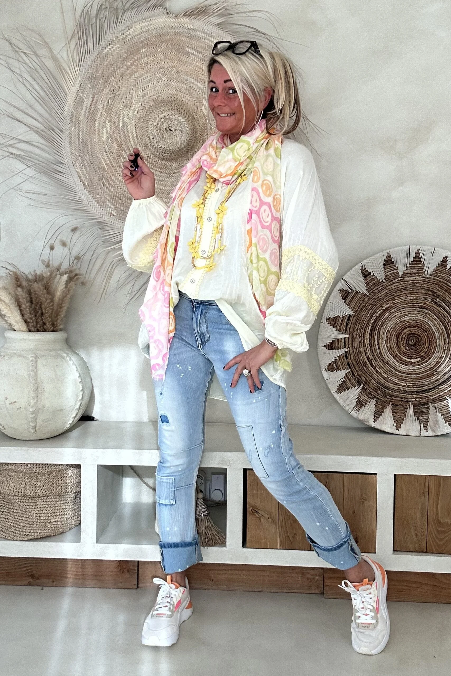 Blouse Britt met Glanseffect, Zacht Geel.