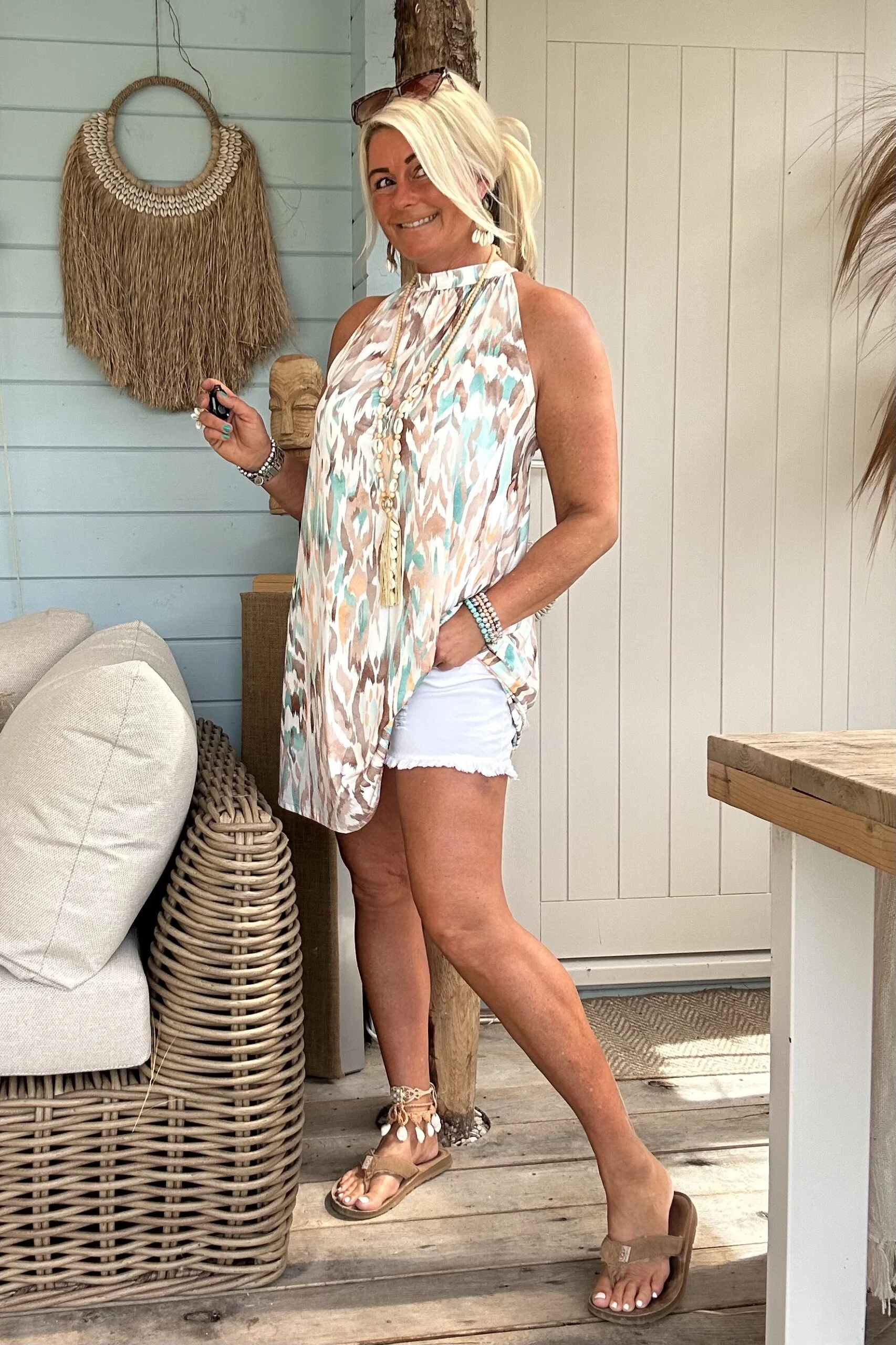 Halter jurkje Naomi Ikat, Mint/ Taupe. - Afbeelding 20