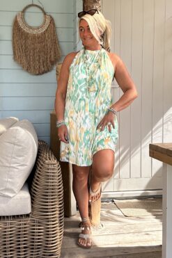 Halter jurkje Naomi Ikat, Groen/ Oker.