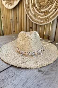 Straw Hat Cynthia Macrame en Schelpen Licht Zand.