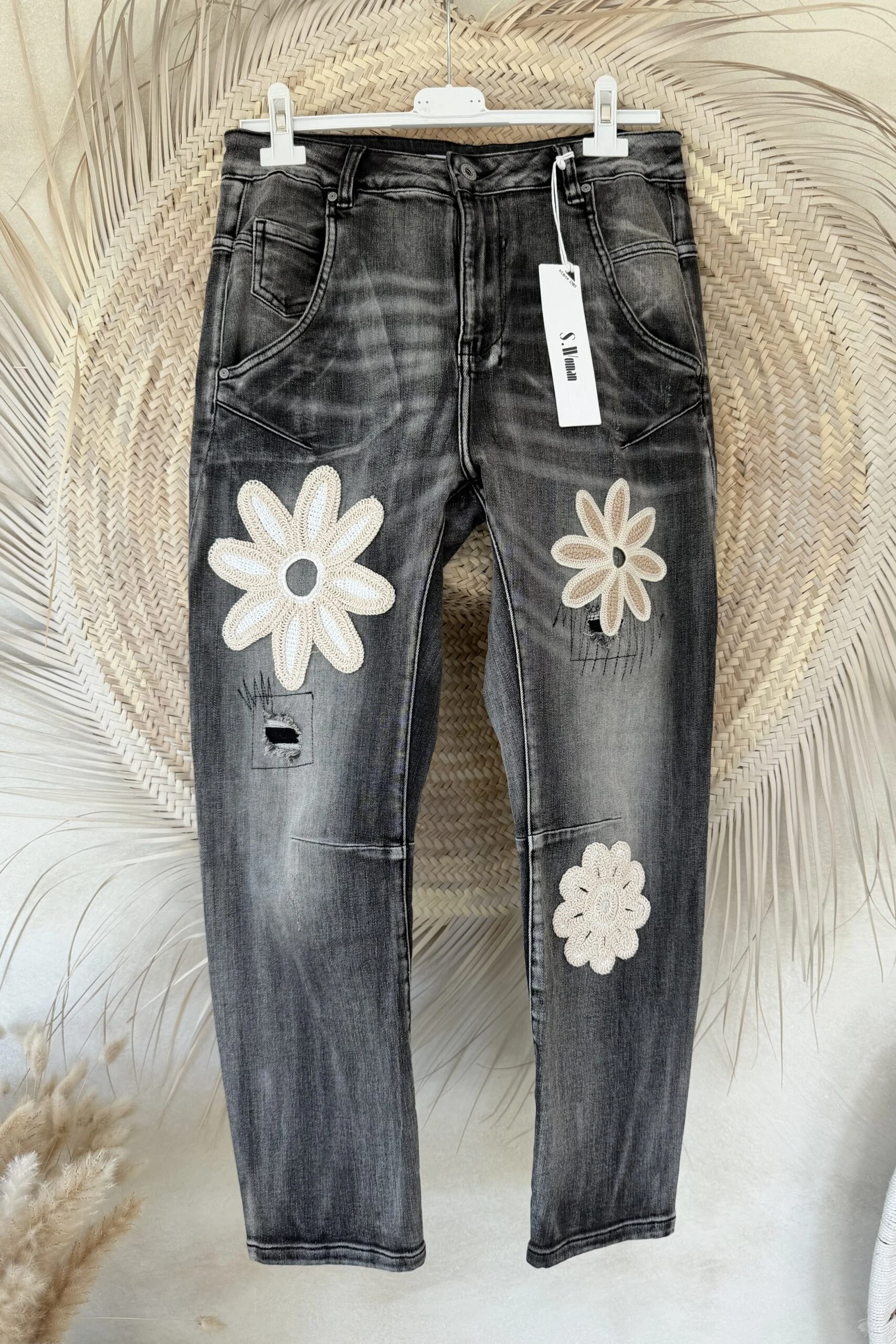 S.Woman Hippie Jeans Jola met Bloemen, Zwartgrijs.