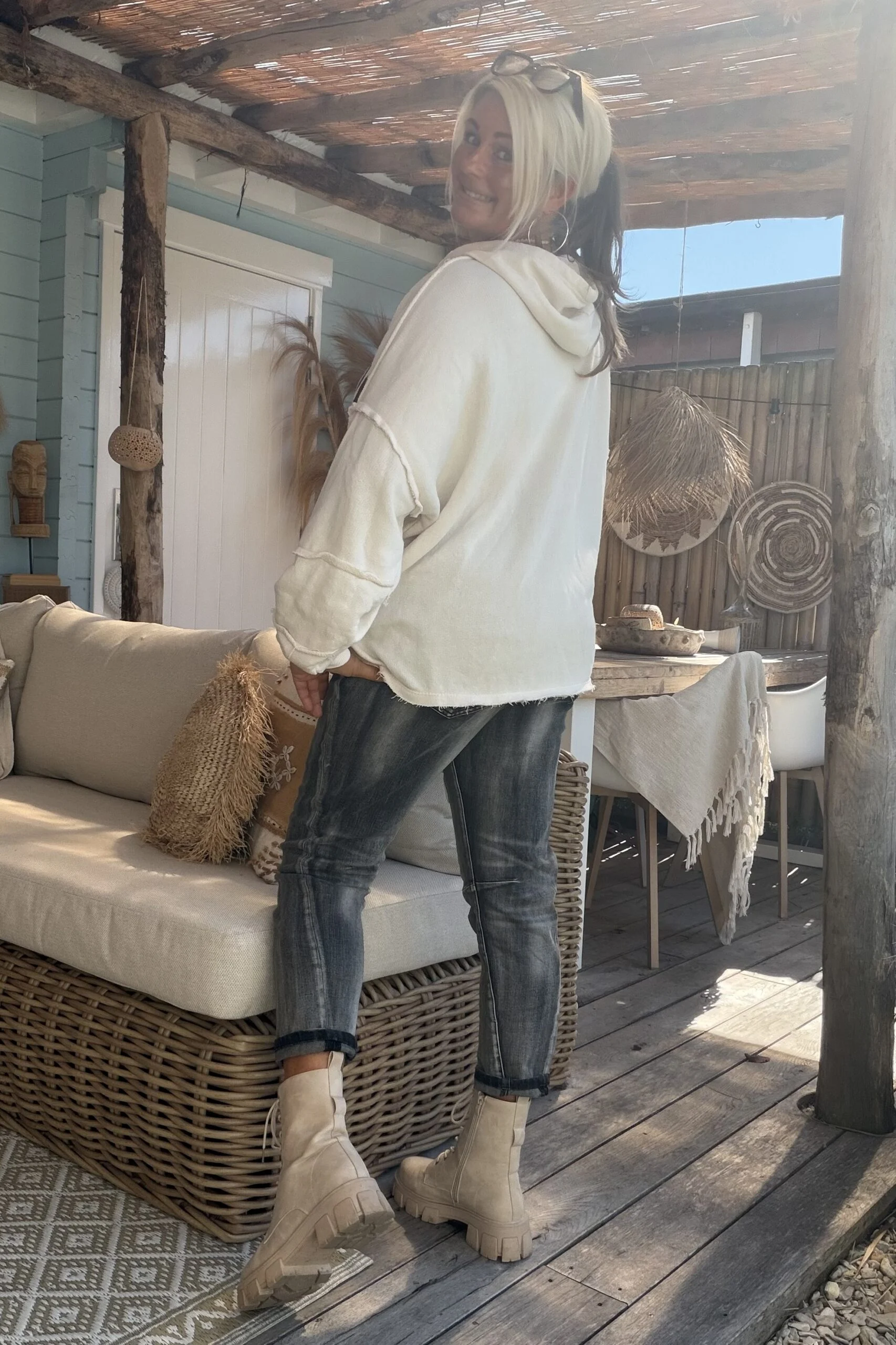 Sweater Amber Amazing met Grafelde Randjes, Crème. - Afbeelding 15