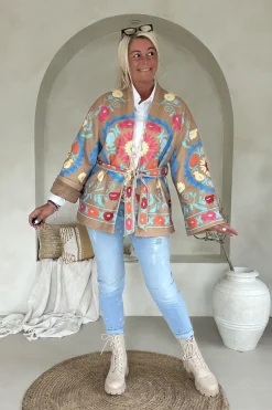 Boho Kimono Jasje Jolijn met vrolijke Print, Camel.