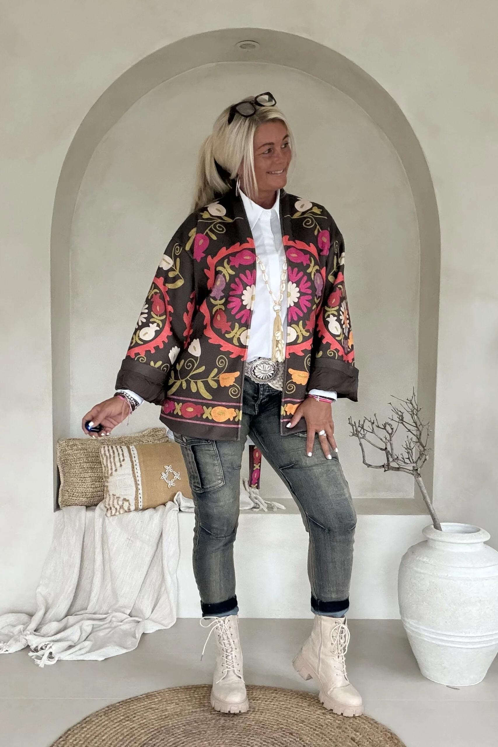 Boho Kimono Jasje Jolijn met vrolijke Print, Bruin. - Afbeelding 11