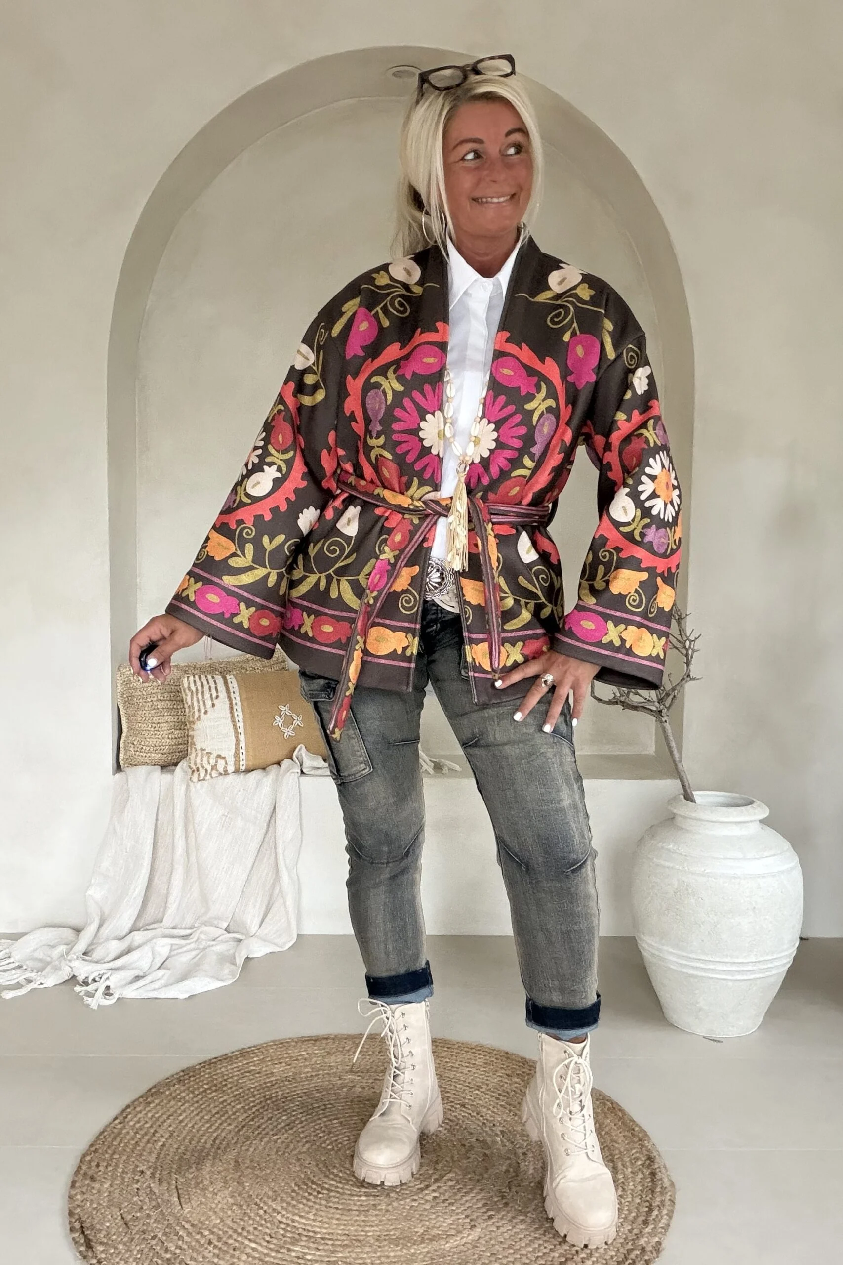 Boho Kimono Jasje Jolijn met vrolijke Print, Bruin. - Afbeelding 4