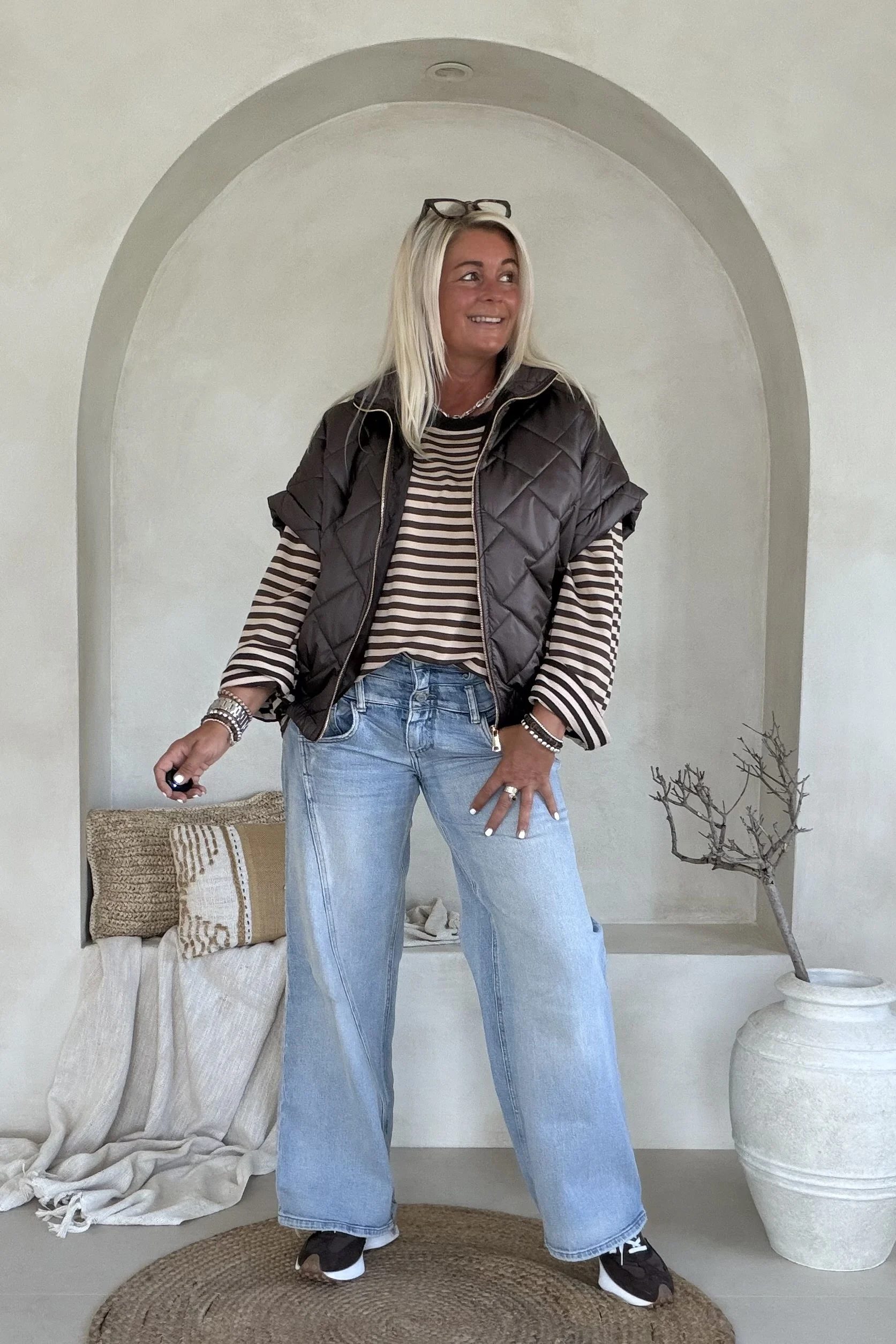 Bodywarmer Rosie met kapmouwtje, Donkerbruin. - Afbeelding 10