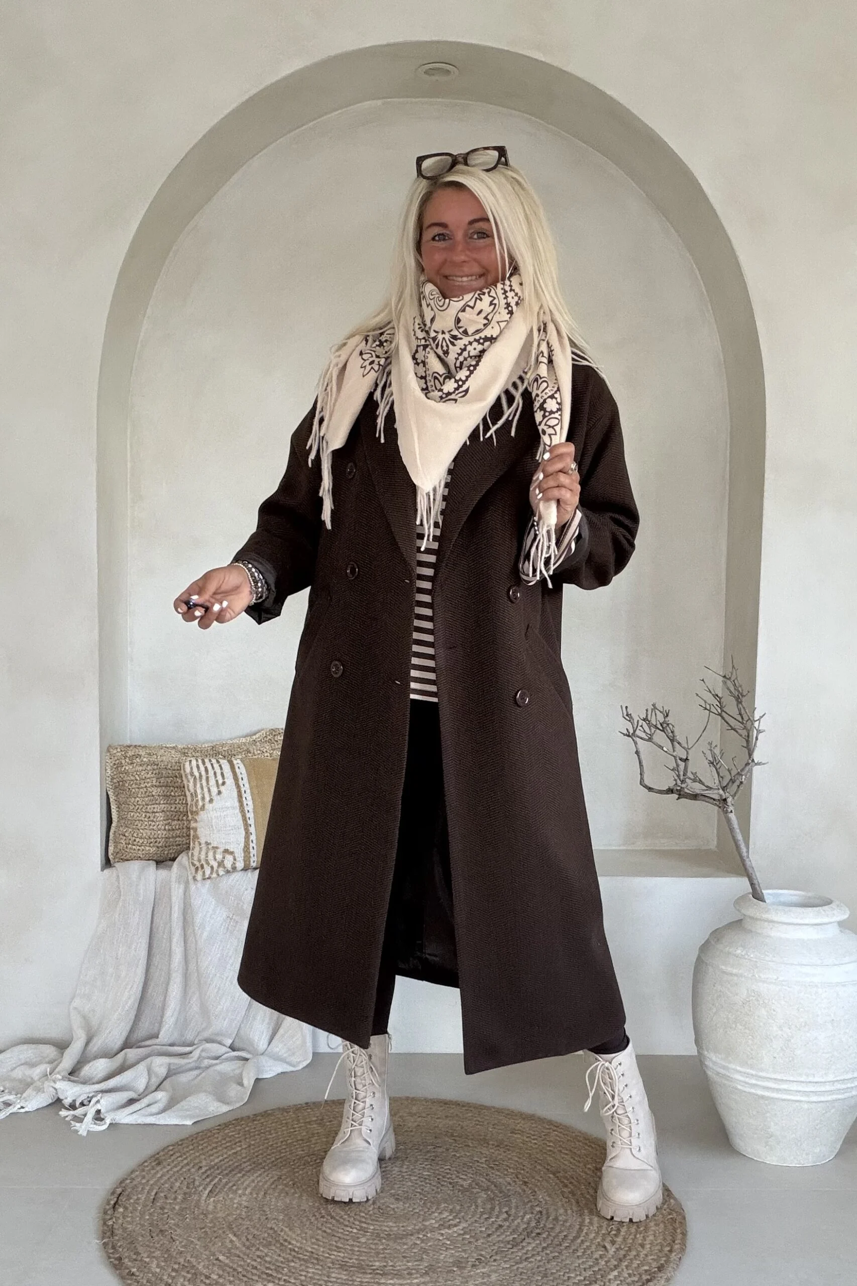 Sjaal Saria met Paisley en Franjes, Beige. - Afbeelding 3