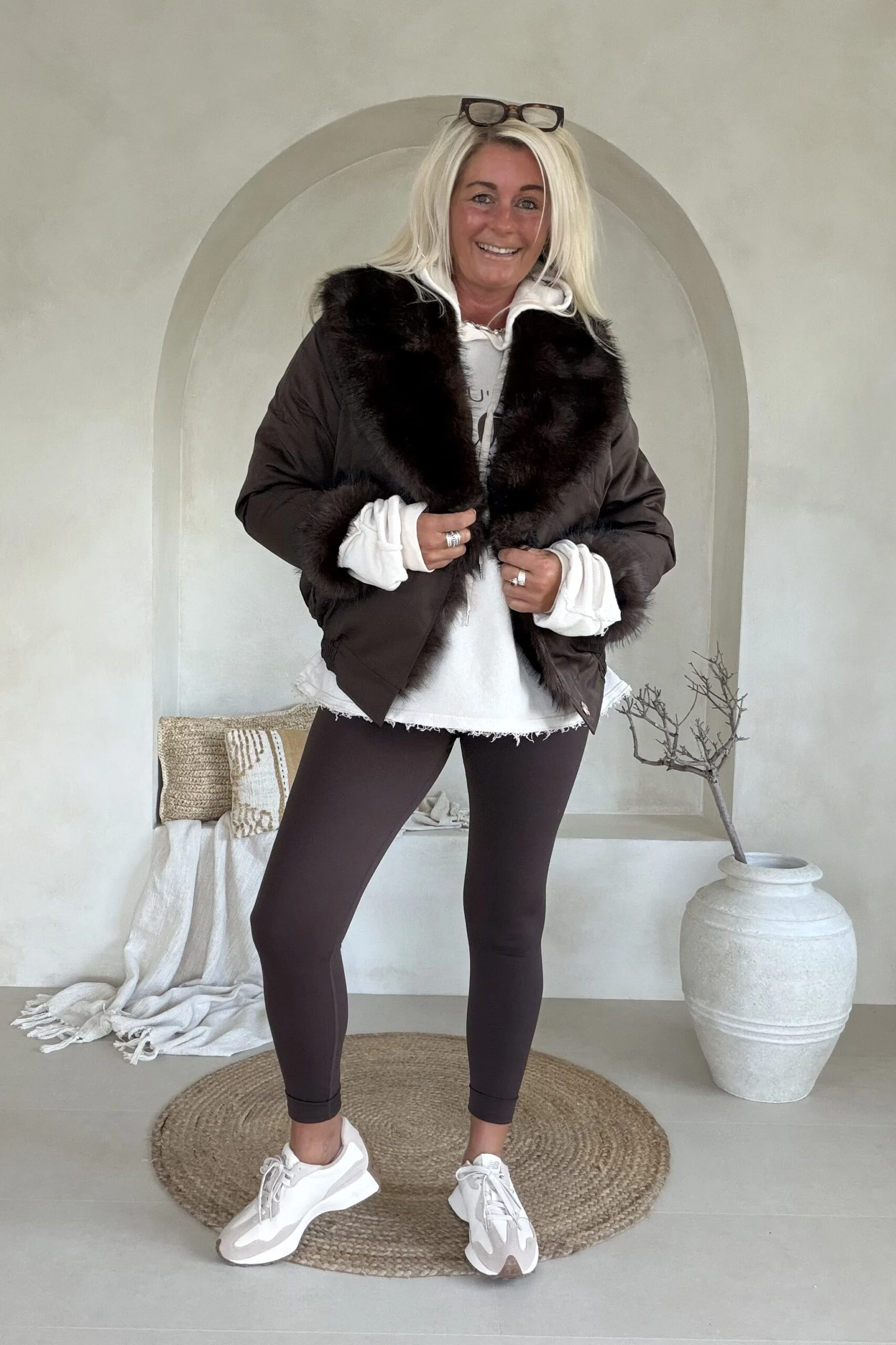 Reversible Fake Fur Bomberjack Bridget, Bruin. - Afbeelding 8