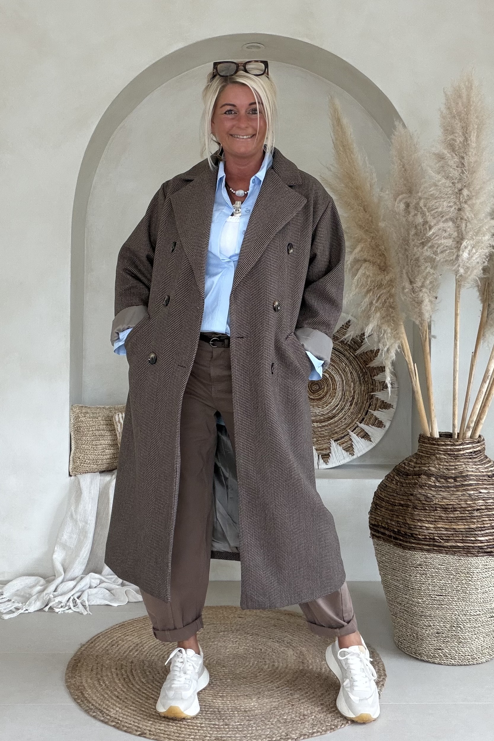 Trenchcoat Tina Visgraat, Donker Taupe - Afbeelding 9