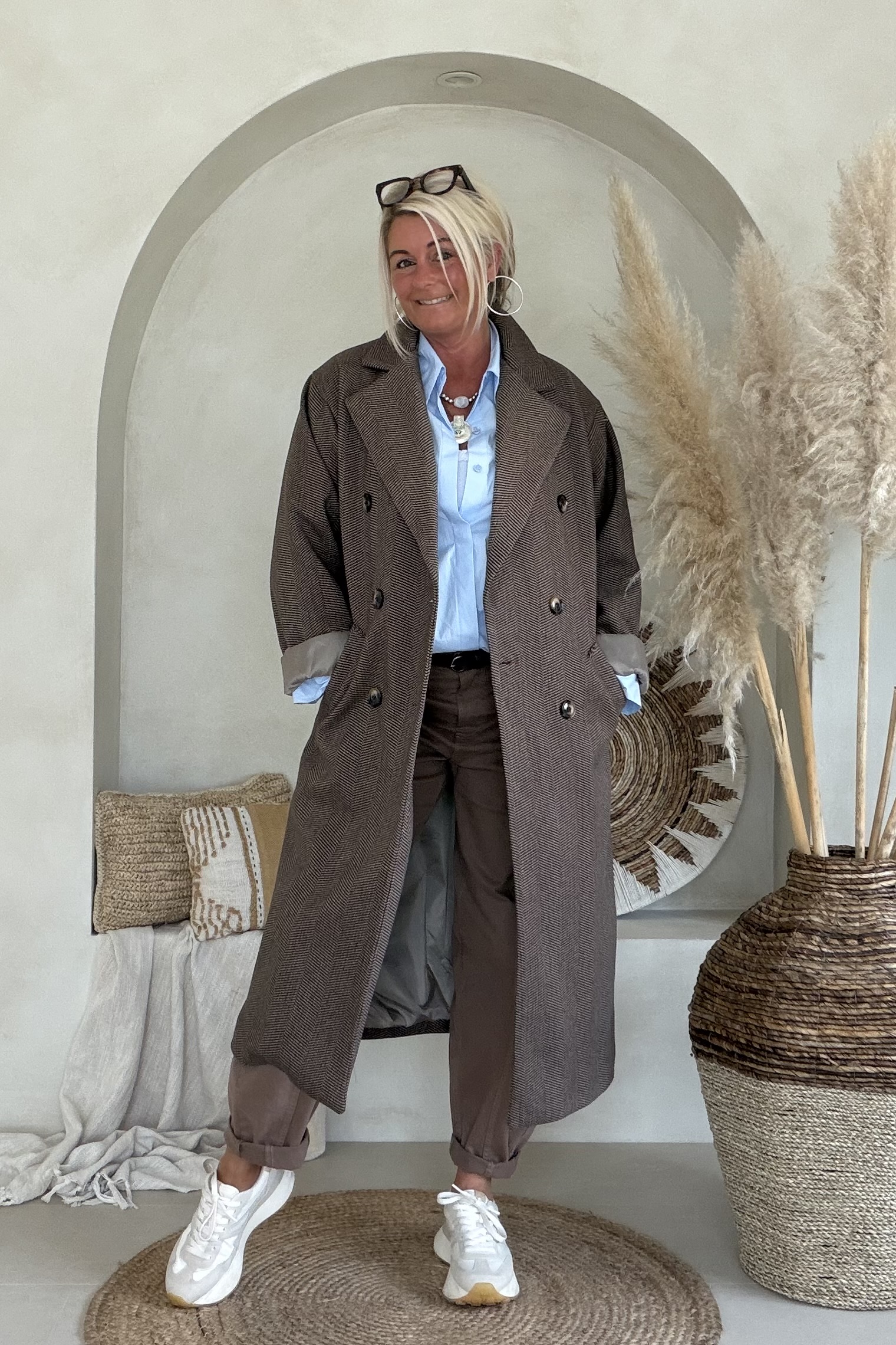 Trenchcoat Tina Visgraat, Donker Taupe - Afbeelding 3