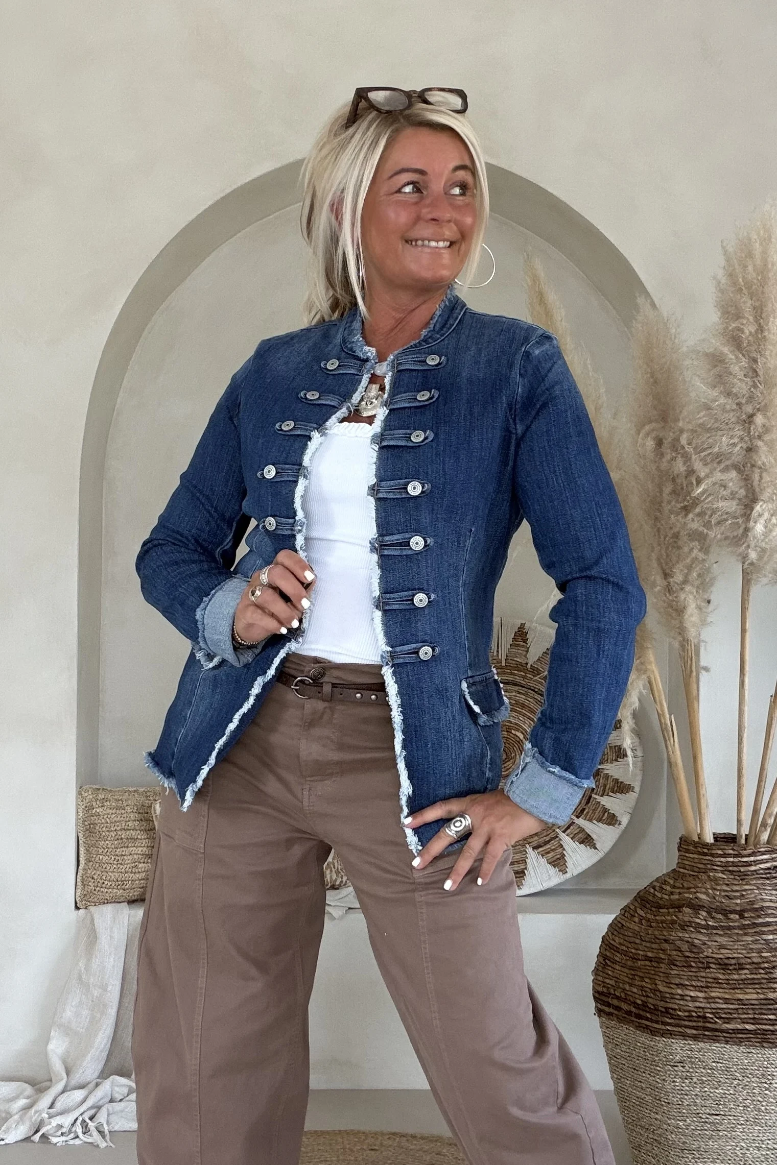 Denim Jacket Militairy Milou met knopen.