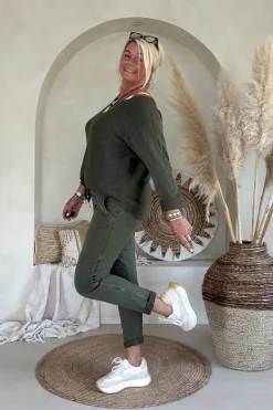 Sweatpant Shirma met Satijnen bies, donker Groen.