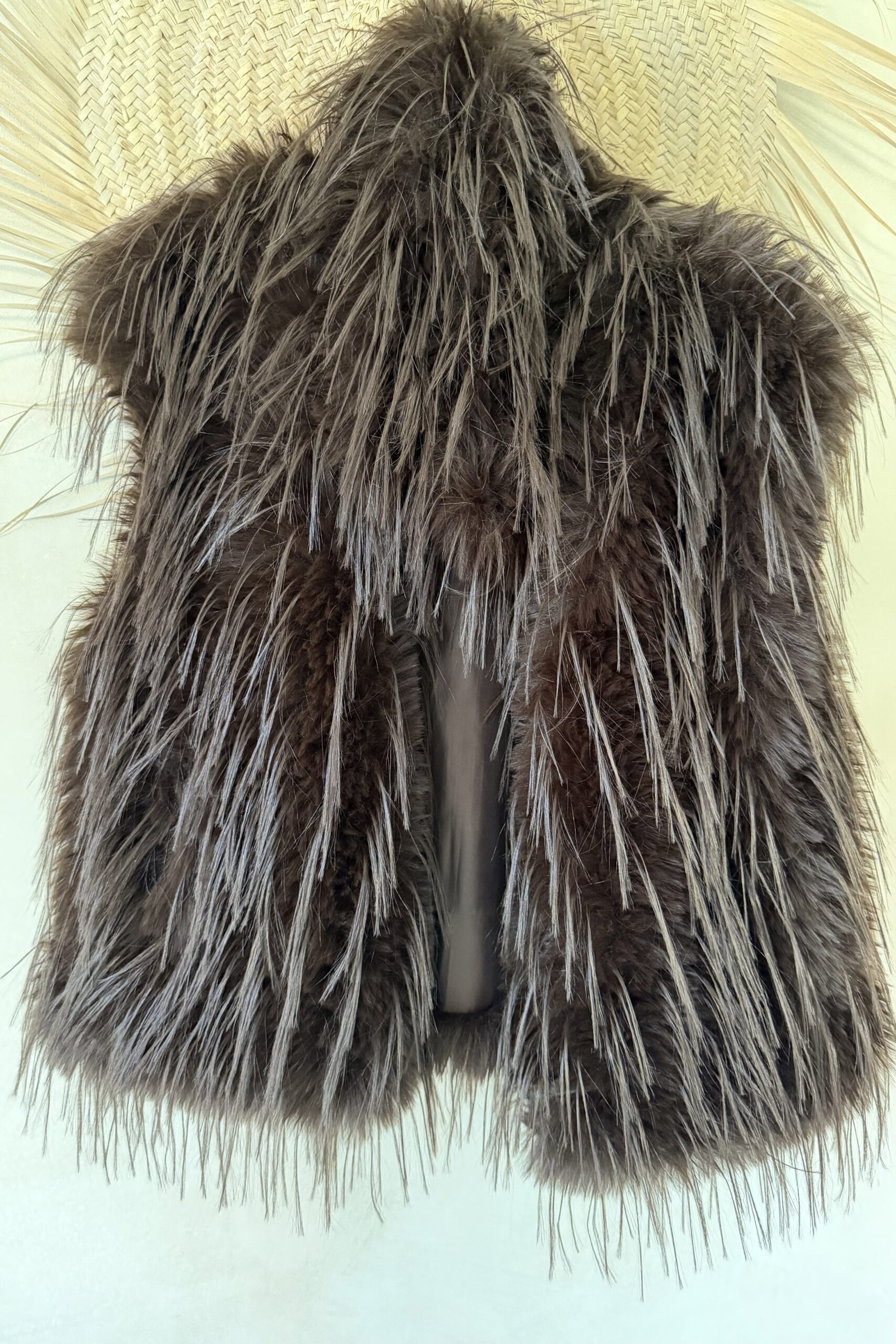 Fake Fur Bodywarmer Fay, Fluffy Bruin.