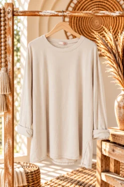 Basic Longsleeve Shirt Yet, Beige.