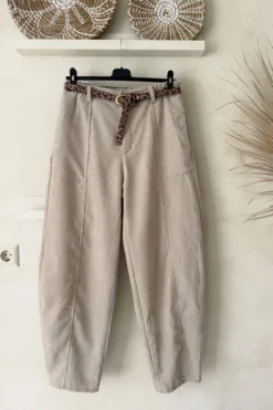 Barrel/ Ballon broek Betty Velvet, Licht Zand.