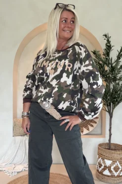 Camo Sweater Anna "Amour".