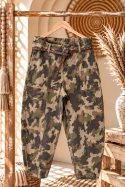 Barrel/ Ballon broek Beau, Camouflage Groen/Aarde tinten.